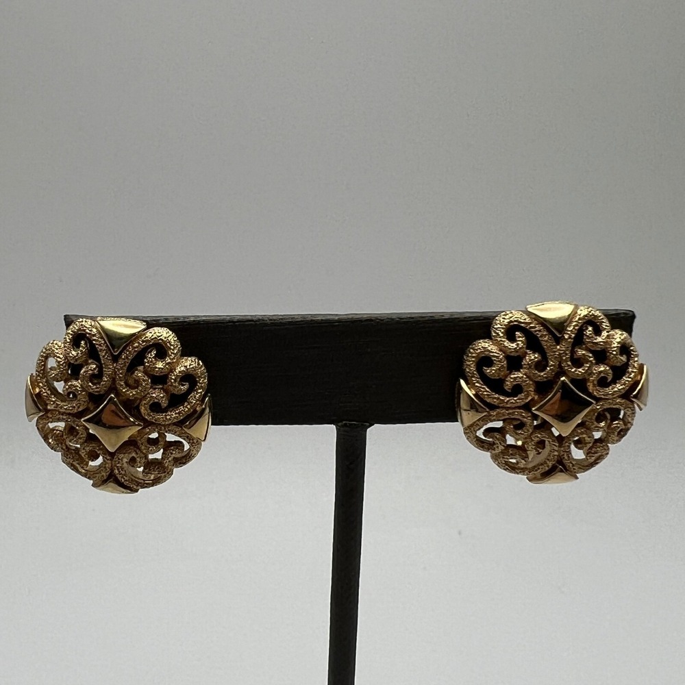 Vintage Avon Clip On Earrings Round‎ Shiny Brushed Gold Tone Open Metal